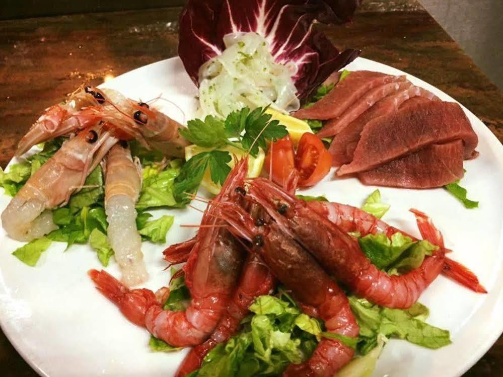 Lo Scacciapensieri Hotel & Restaurant Monteroni di Lecce Eksteriør billede