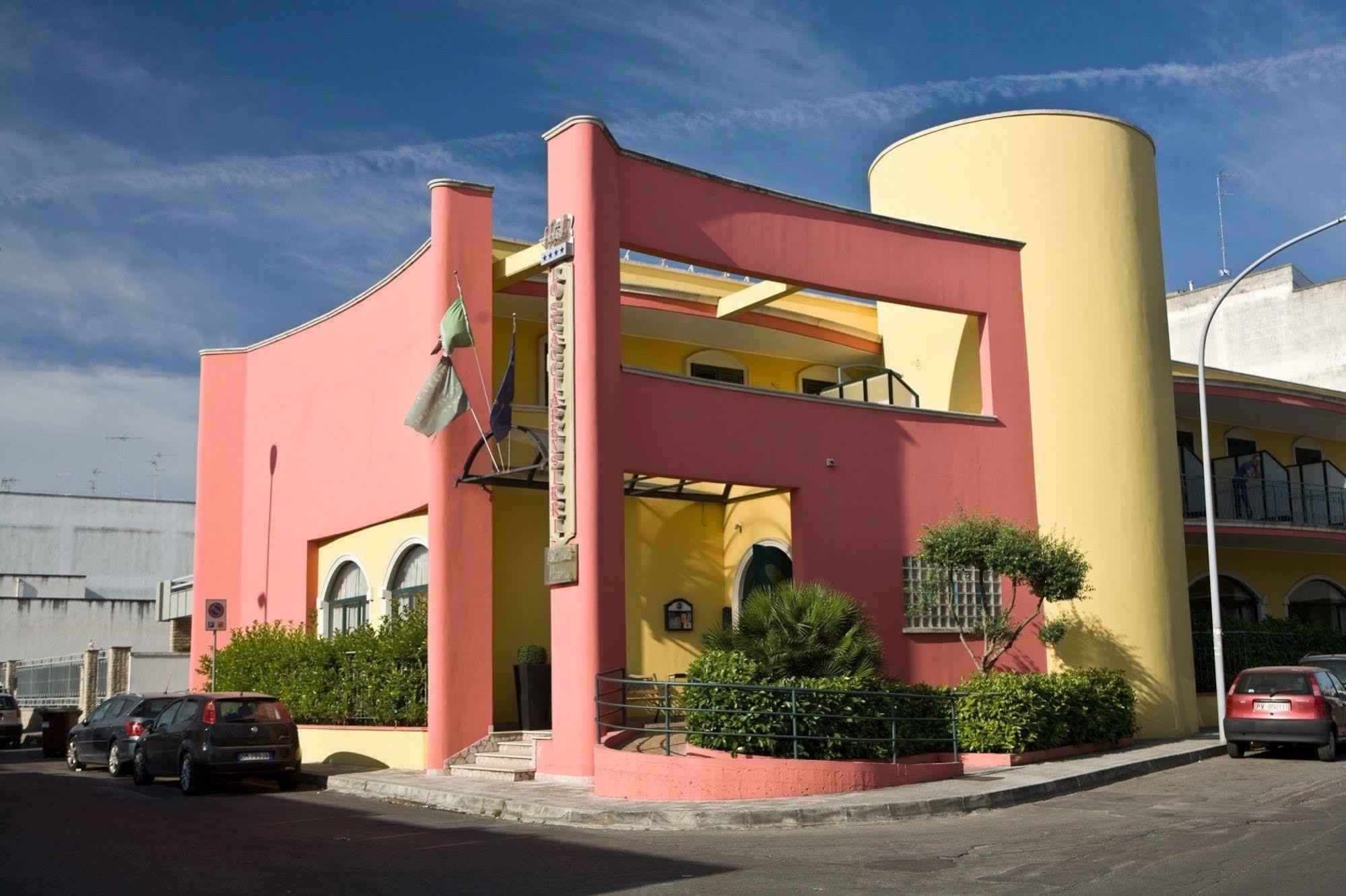 Lo Scacciapensieri Hotel & Restaurant Monteroni di Lecce Eksteriør billede