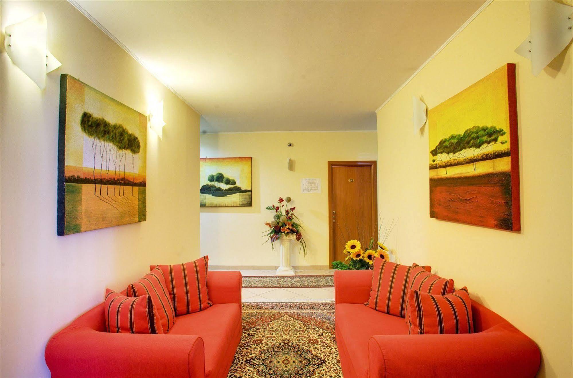 Lo Scacciapensieri Hotel & Restaurant Monteroni di Lecce Eksteriør billede
